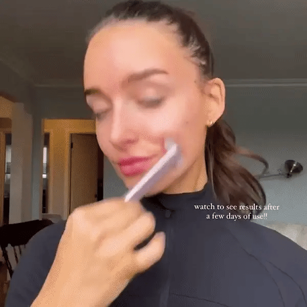 Rivea Glow — Red Light Therapy Wand | LED Skincare Face Device